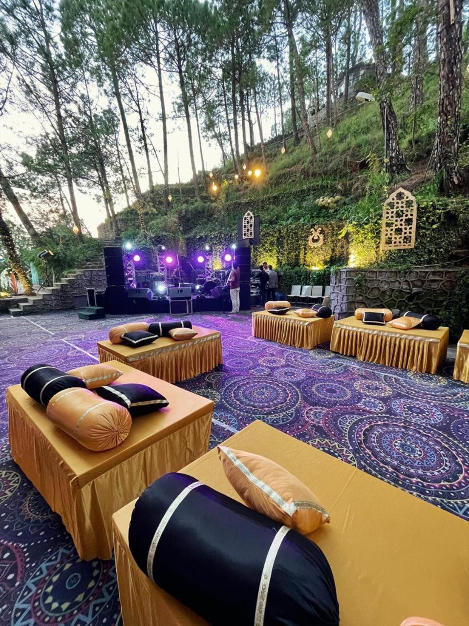 צ'איל Nature View Resort !! A Four Star Lavish & Luxury Resort מראה חיצוני תמונה